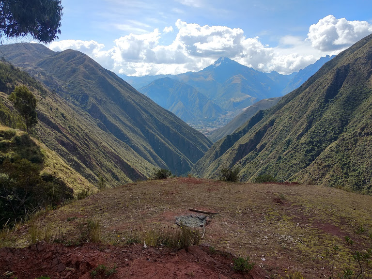 Hiking off the beaten track in the Sacred Valley – Inka ruins, ancient Inka trails, waterfalls and more